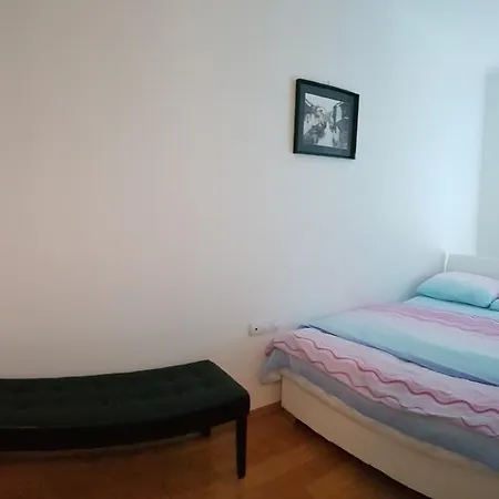 Apartment Ma